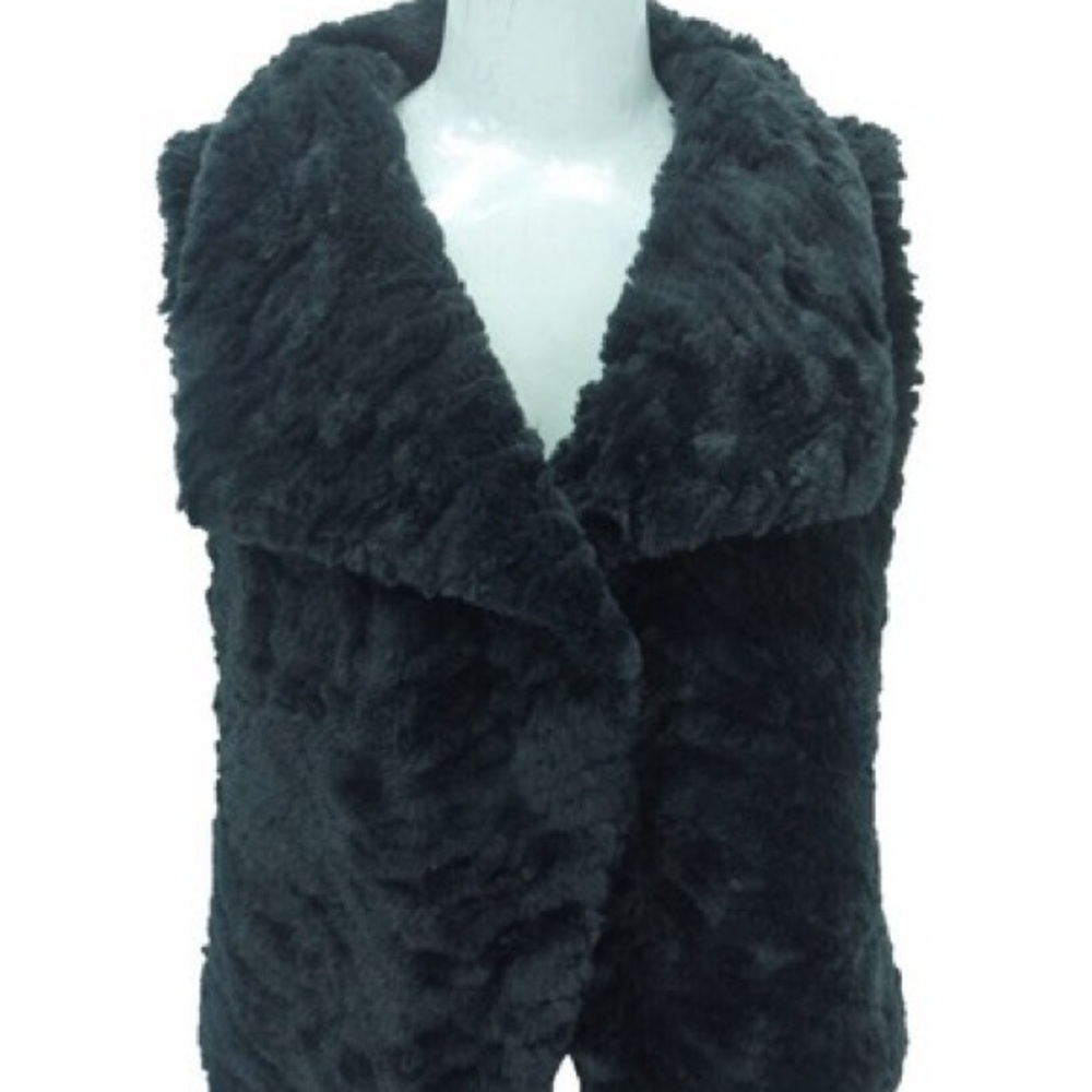 Costa Blanca Collection Faux Fur Vest - Black